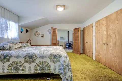 Bedroom - 2501 Shasta St, Redding, CA 96001 photo 8 of 15