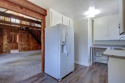 Entry Way - 2501 Shasta St, Redding, CA 96001 photo 5 of 9