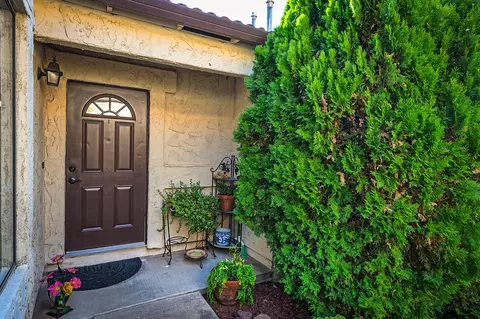 Other - 856 Tanglewood Dr, Redding, CA 96003 photo 1 of 8
