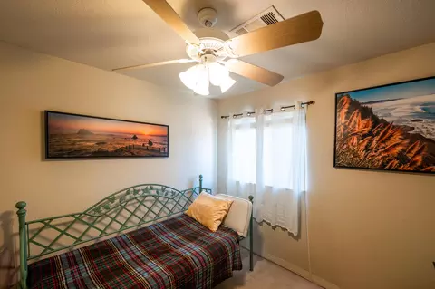 Bedroom - 856 Tanglewood Dr, Redding, CA 96003 photo 5 of 6