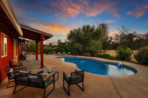20223 Freeman Way, Redding, CA 96002