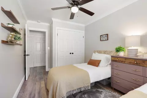 Bedroom - 660 Paynes Creek Rd, Red Bluff, CA 96080 photo 8 of 8