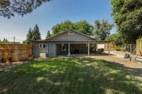 Exterior - 660 Paynes Creek Rd, Red Bluff, CA 96080 photo 4 of 14