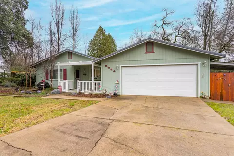 2611 Ostling Pl, Shasta Lake, CA 96019
