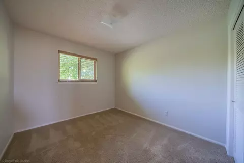 5881 Sierra Dr, Redding, CA 96003 photo 15
