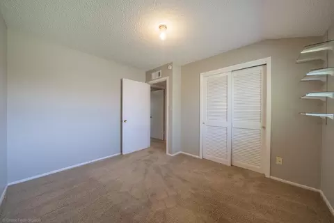 5881 Sierra Dr, Redding, CA 96003 photo 12