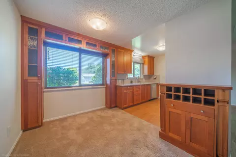 5881 Sierra Dr, Redding, CA 96003 photo 9