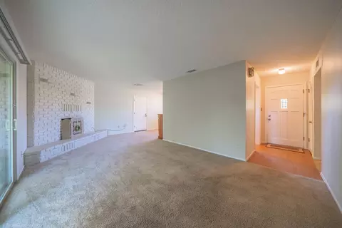 5881 Sierra Dr, Redding, CA 96003 photo 4