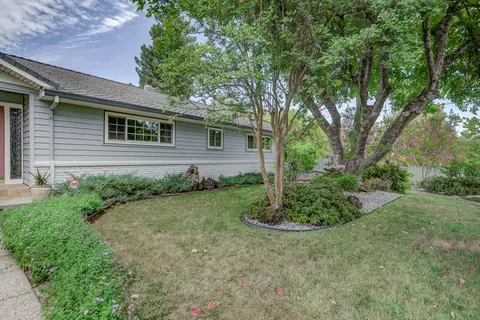 Exterior - 704 Joaquin Ave, Redding, CA 96002 photo 25 of 25