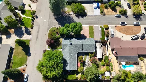 View/Area - 704 Joaquin Ave, Redding, CA 96002 photo 5 of 5