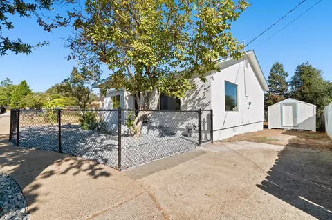 Exterior - 1862 Eugenia Ave, Redding, CA 96001 photo 3 of 3