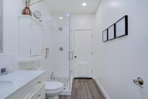 Bath - 7878 Hidden Meadows Rd, Shingletown, CA 96088 photo 3 of 6