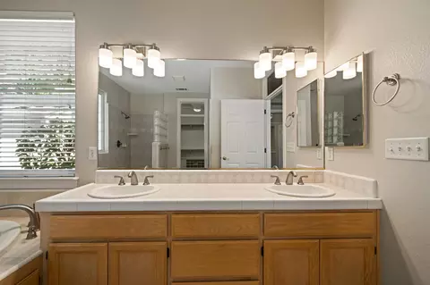 2774 Western Oak Dr, Redding, CA 96002 photo 30