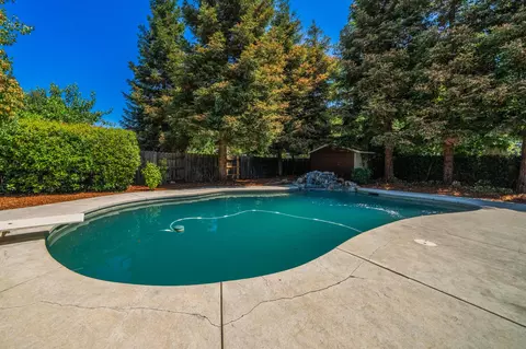 2774 Western Oak Dr, Redding, CA 96002 photo 43