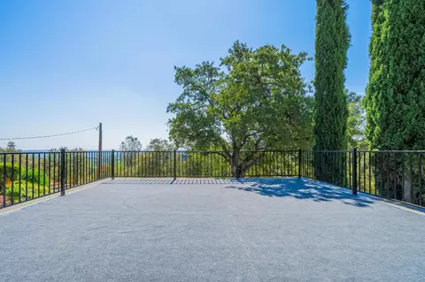 2220 Octavia St, Redding, CA 96001 photo 33