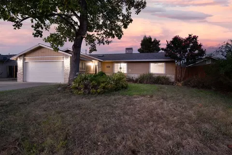 Exterior - 3159 Seminole Dr, Redding, CA 96001 photo 1 of 4