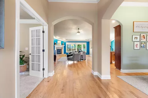 Entry Way - 3149 Laver St, Redding, CA 96002 photo 1 of 4