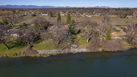 View/Area - 6394 Quail Creek Rd, Redding, CA 96002 photo 5 of 6