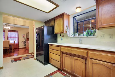 Kitchen - 6394 Quail Creek Rd, Redding, CA 96002 photo 13 of 13