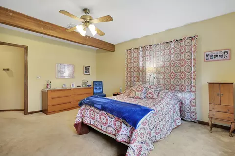 Bedroom - 6394 Quail Creek Rd, Redding, CA 96002 photo 8 of 13