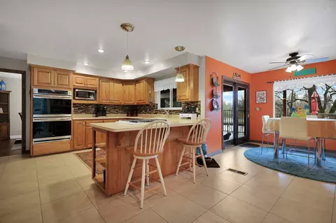 Kitchen - 6394 Quail Creek Rd, Redding, CA 96002 photo 4 of 13