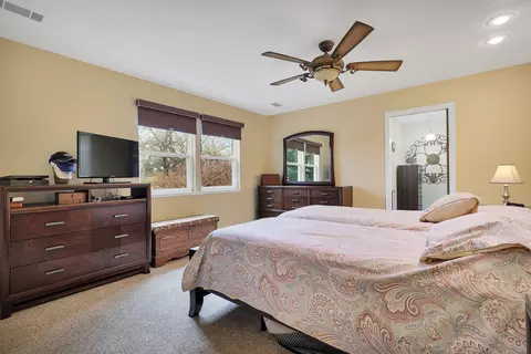 Bedroom - 6394 Quail Creek Rd, Redding, CA 96002 photo 5 of 13