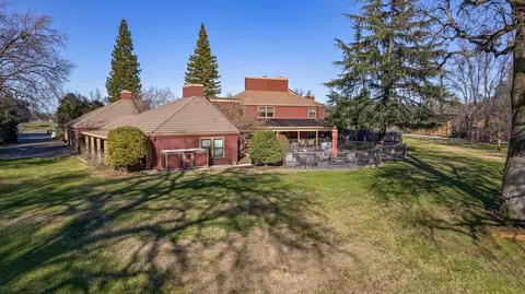 Exterior - 6394 Quail Creek Rd, Redding, CA 96002 photo 2 of 25