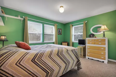Bedroom - 6394 Quail Creek Rd, Redding, CA 96002 photo 3 of 13