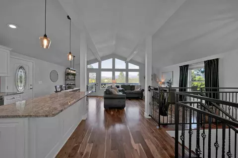630 Oleta Dr, Redding, CA 96003 photo 11