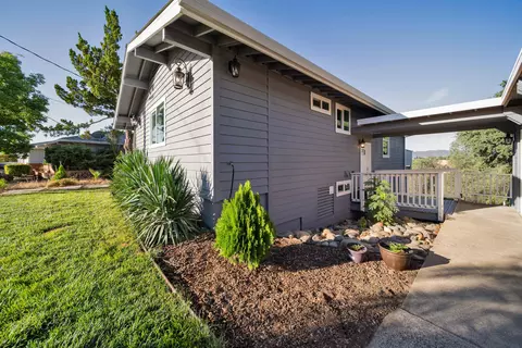 630 Oleta Dr, Redding, CA 96003 photo 4