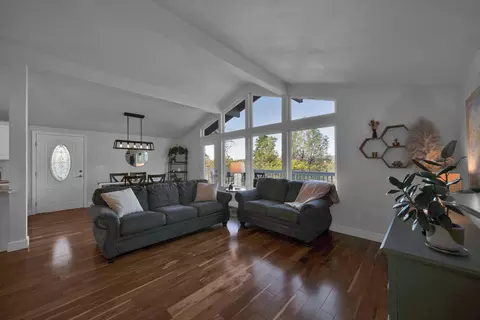 630 Oleta Dr, Redding, CA 96003 photo 13