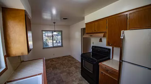 Kitchen - 2244 Canal Dr, Redding, CA 96001 photo 2 of 2