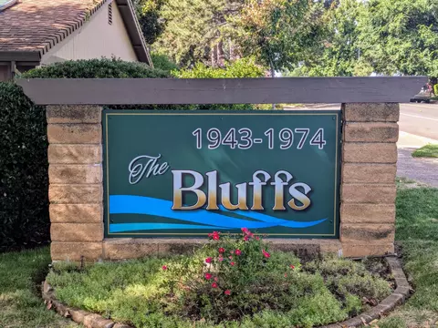 1974 Bechelli Ln, Redding, CA 96002