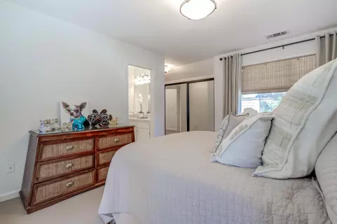 Bedroom - 432 Arbor Pl, Redding, CA 96001 photo 9 of 9