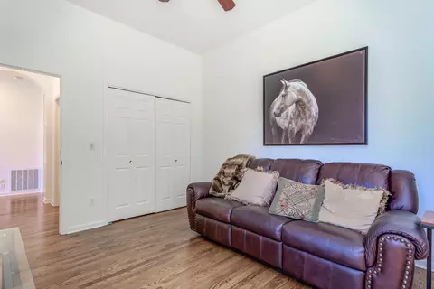 Bedroom - 432 Arbor Pl, Redding, CA 96001 photo 1 of 9