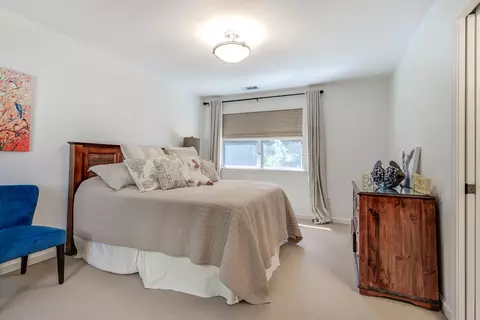Bedroom - 432 Arbor Pl, Redding, CA 96001 photo 8 of 9