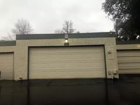 811 Chamise Way, Redding, CA 96002
