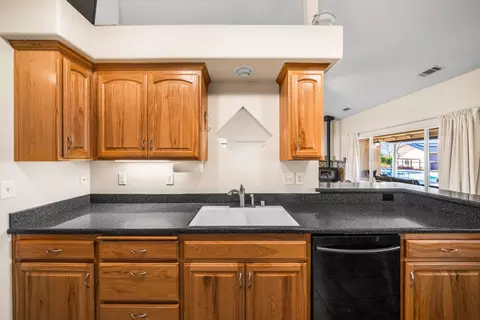 21520 Wood Duck Pass, Red Bluff, CA 96080 photo 22