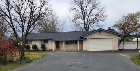 22101 Venzke Rd, Cottonwood, CA 96022