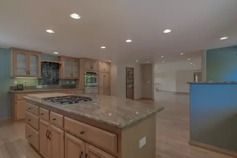 Kitchen - 43793 State Highway 299e, Fall River Mills, CA 96028 photo 7 of 9