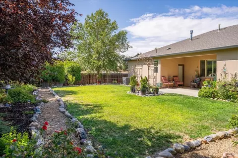 Exterior - 1485 Carl Ct, Red Bluff, CA 96080 photo 6 of 16