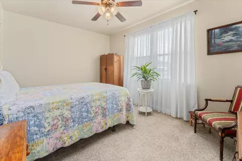 Bedroom - 1485 Carl Ct, Red Bluff, CA 96080 photo 3 of 4
