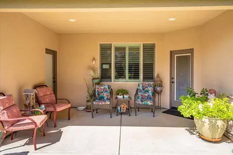 Exterior - 1485 Carl Ct, Red Bluff, CA 96080 photo 12 of 16