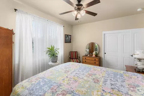 Bedroom - 1485 Carl Ct, Red Bluff, CA 96080 photo 4 of 4