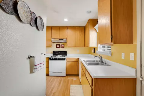 Kitchen - 1965 Gentry Way, Red Bluff, CA 96080 photo 1 of 1