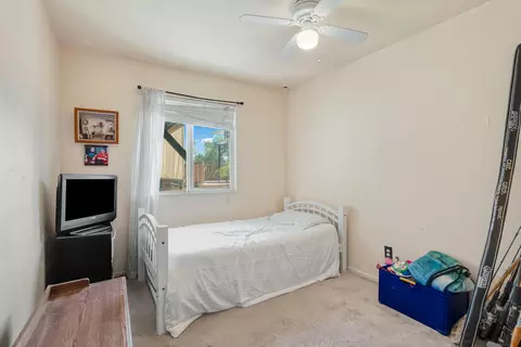 Bedroom - 1965 Gentry Way, Red Bluff, CA 96080 photo 4 of 5