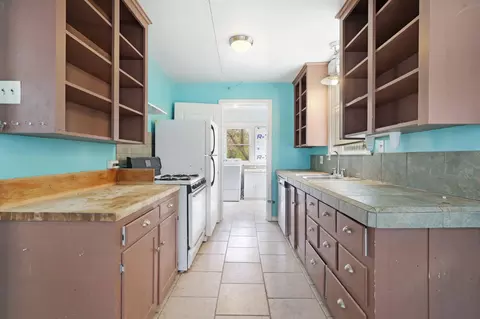 1635 Olive Ave, Redding, CA 96001 photo 11