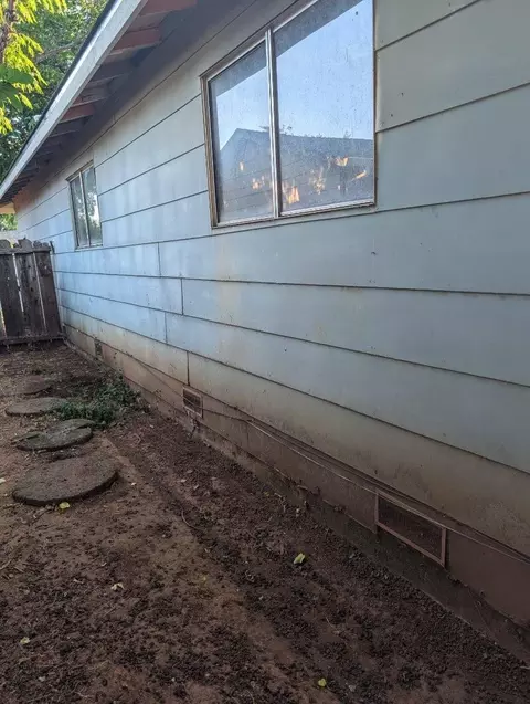 2405 Corona St, Redding, CA 96002 photo 30