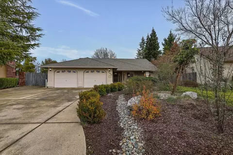 4339 Mountain Glen Ct, Redding, CA 96001 photo 5
