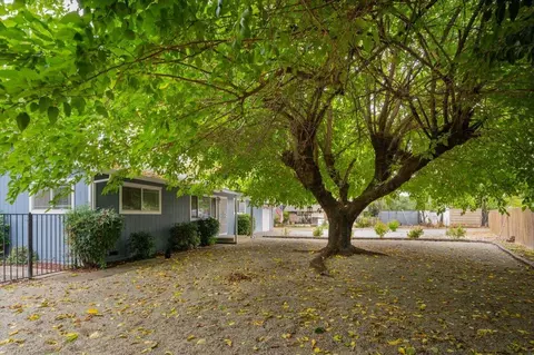 5049 Bidwell Rd, Redding, CA 96001 photo 4